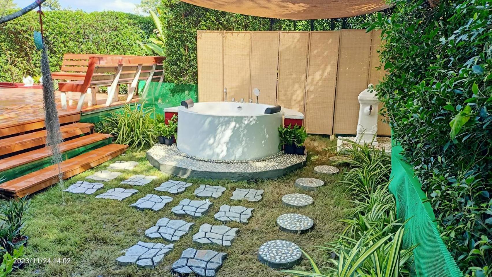 Terrua Main Ten Villa Garden Szuanphung Kültér fotó
