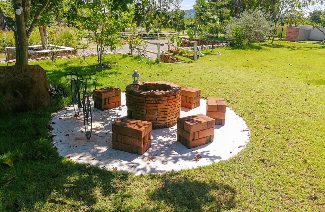 Terrua Main Ten Villa Garden Szuanphung Kültér fotó