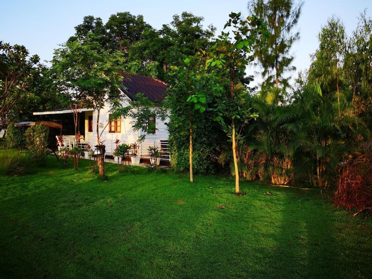 Terrua Main Ten Villa Garden Szuanphung Kültér fotó