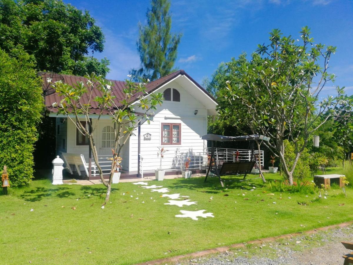 Terrua Main Ten Villa Garden Szuanphung Kültér fotó